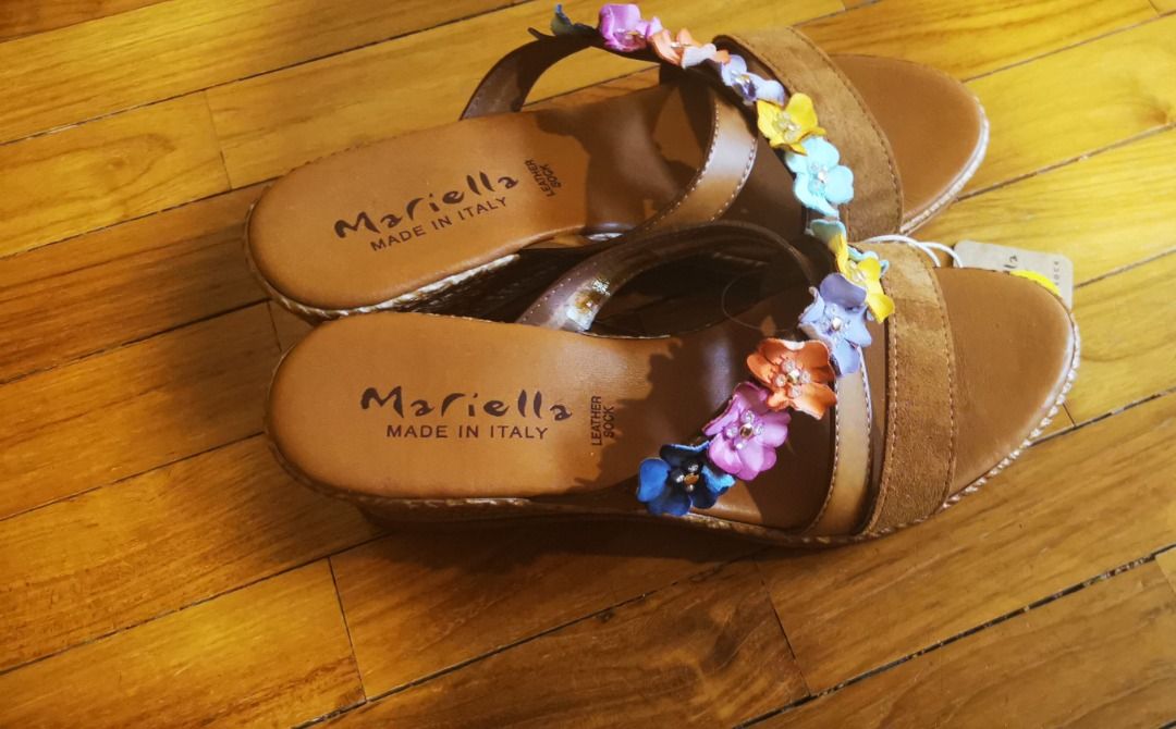 Mariella sandals with flower clearance