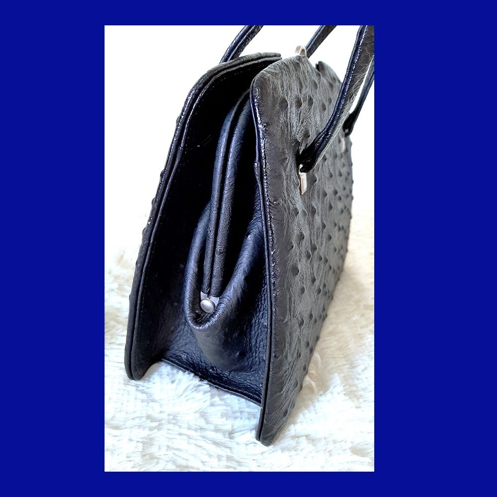 Ostrich Hand bag Black Made in Japan 18663214