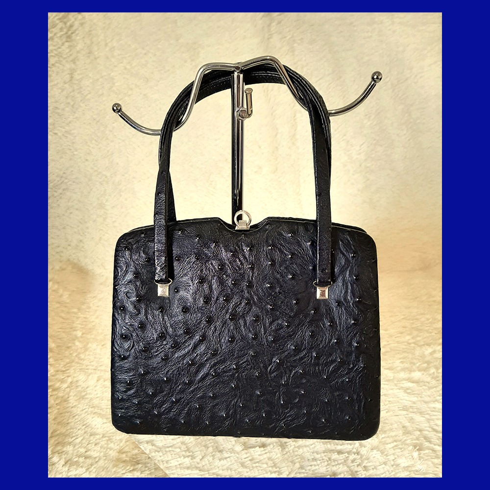 Ostrich Hand bag Black Made in Japan 18663214