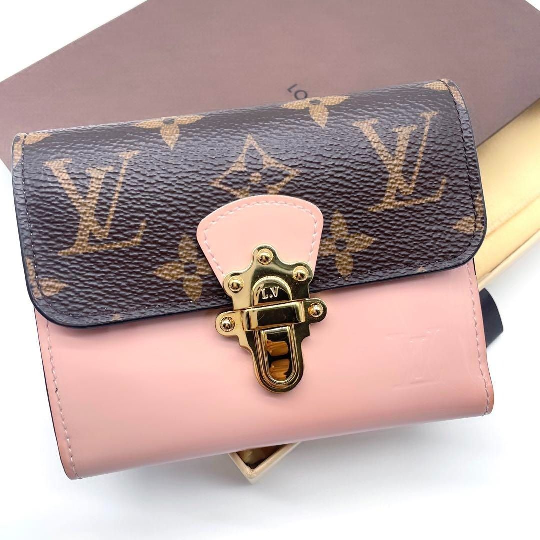 Original LV bifold wallet for sale Louis Vuitton, Luxury, Bags & Wallets on  Carousell