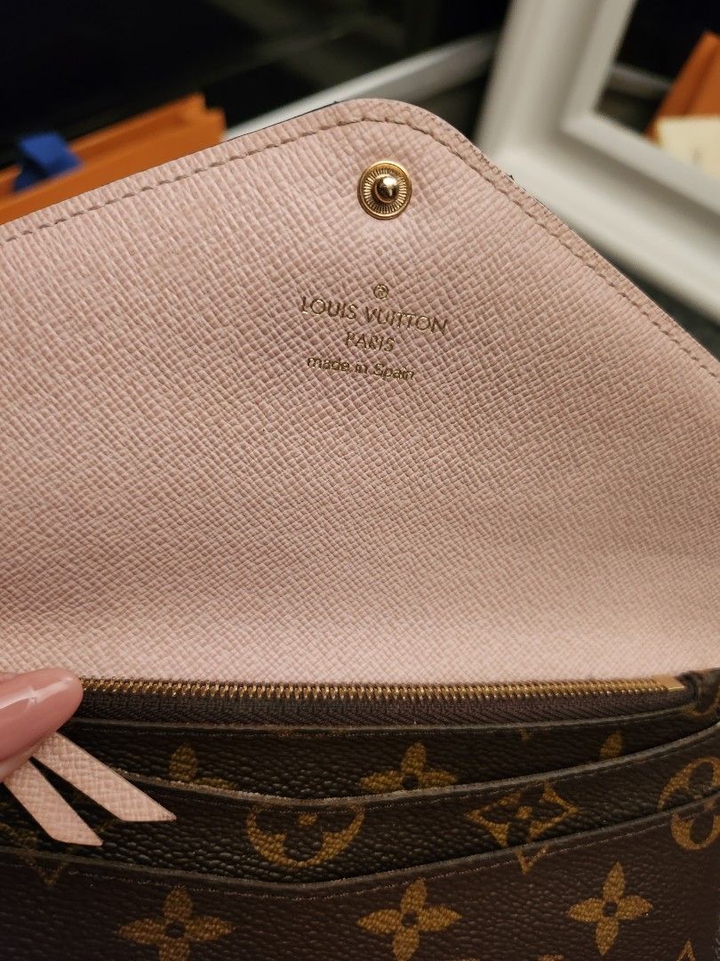 BNIB LV Louis Vuitton Josephine Wallet In Rose Ballerina Pink, Luxury, Bags  & Wallets on Carousell