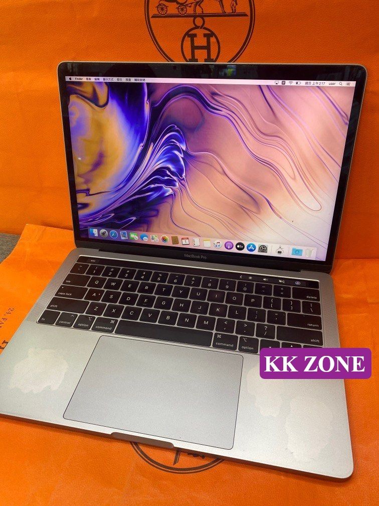 MacBook Pro 13” 2018 Core i5 2.3GHz 8+256GB 香港行貨循環使用次數