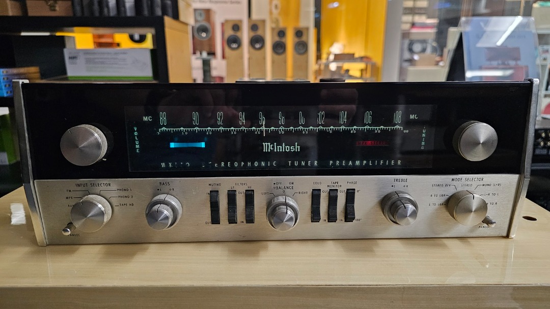 McIntosh MX 110 tube tuner/preamplifier, Audio, Soundbars, Speakers