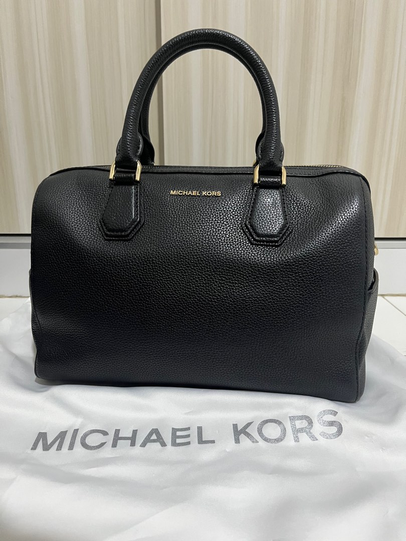 Michael kors store duffle bag