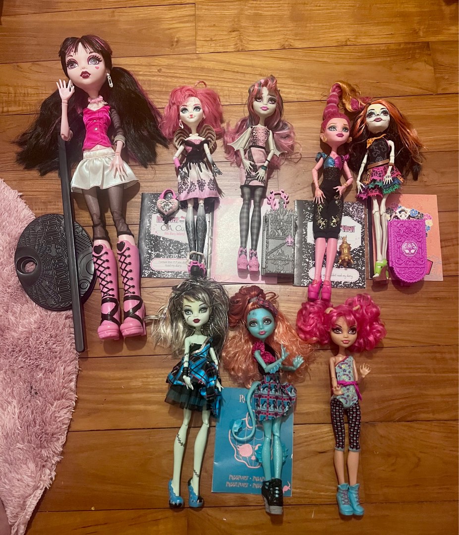 Monster High G1 Dolls Clearance, Hobbies & Toys, Memorabilia