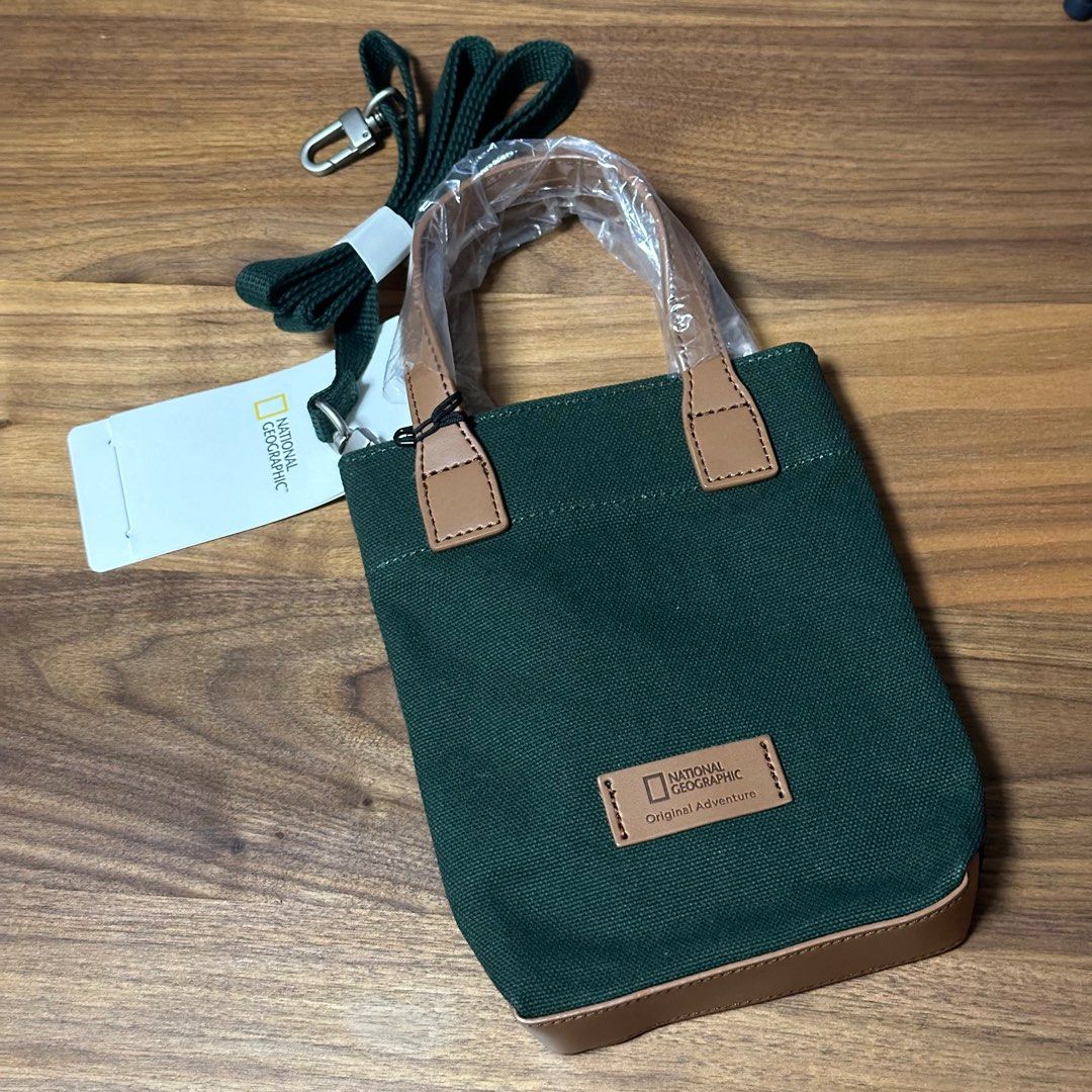 Sling bag national geographic store