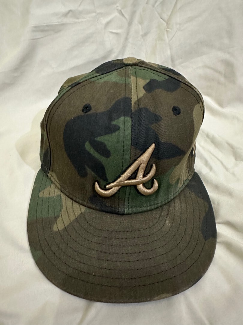 NEW ERA Atlanta Braves Camouflage 59Fifty Cap, Men's Fashion