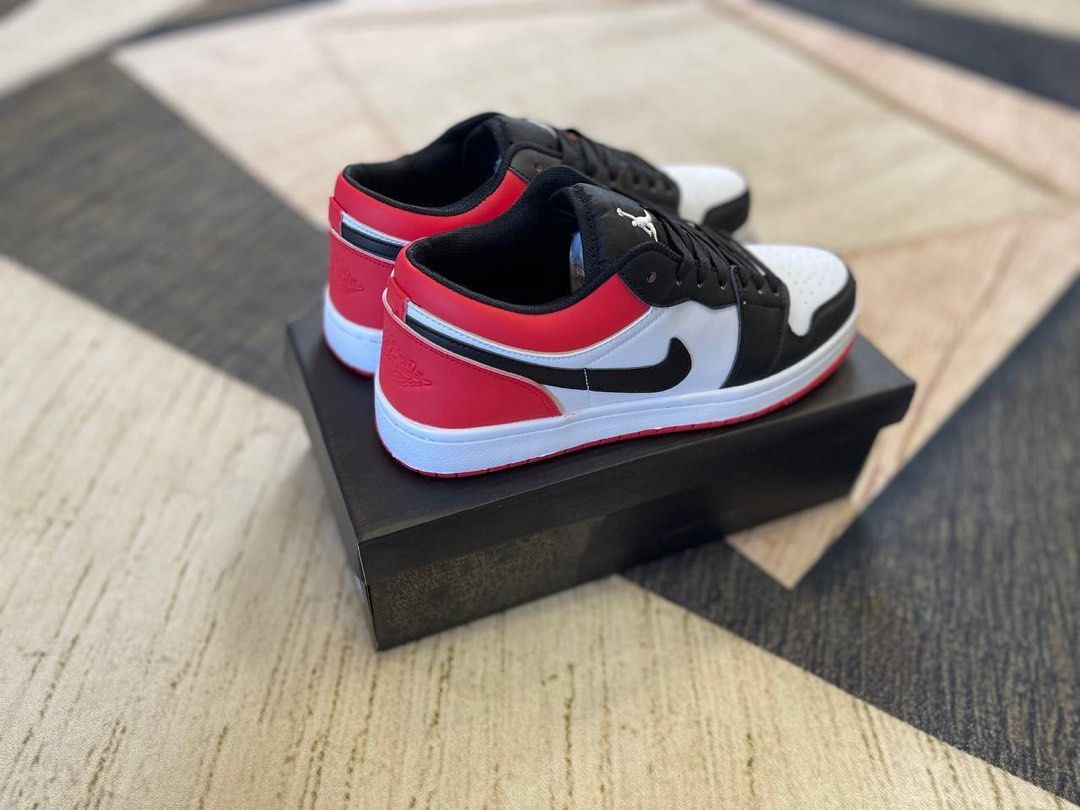 Jordan 1 low 2025 cut black toe