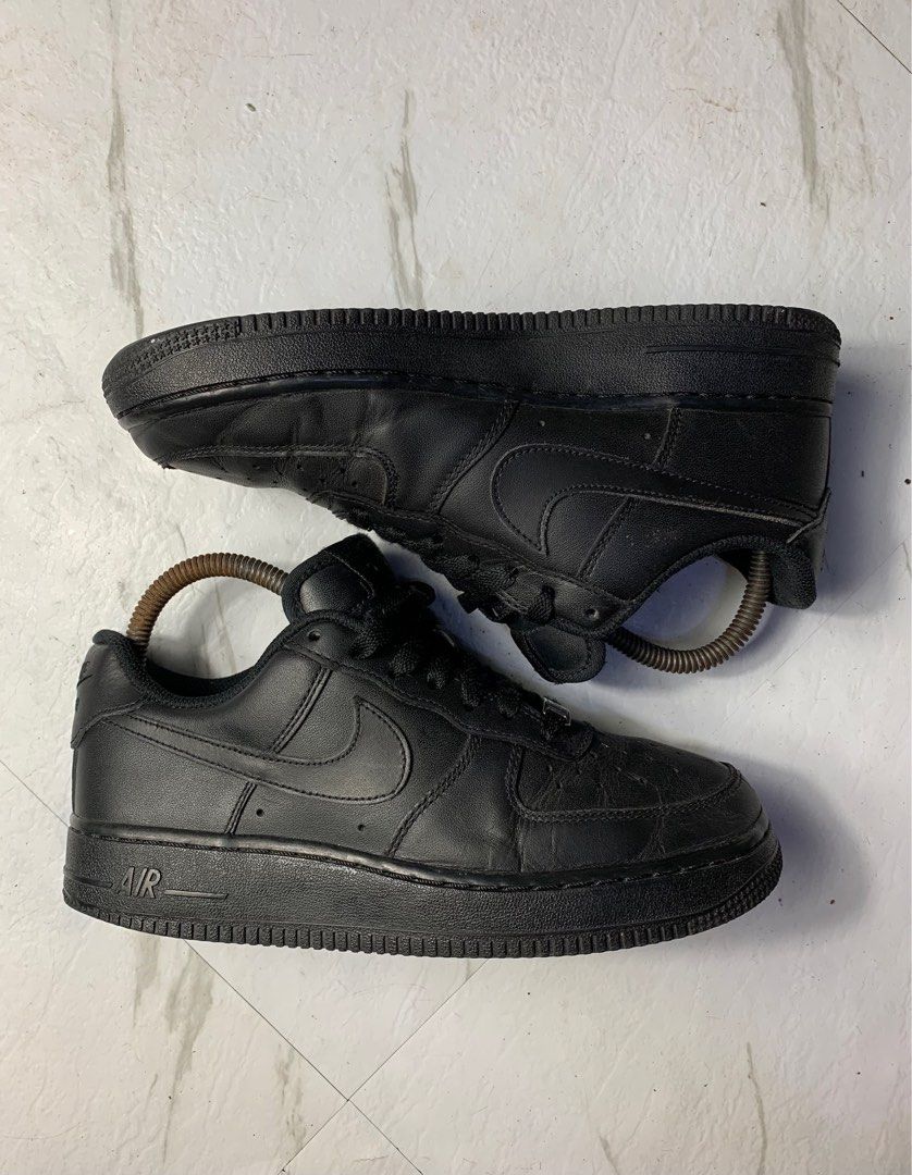 Black nike air force 1 size 6.5 store