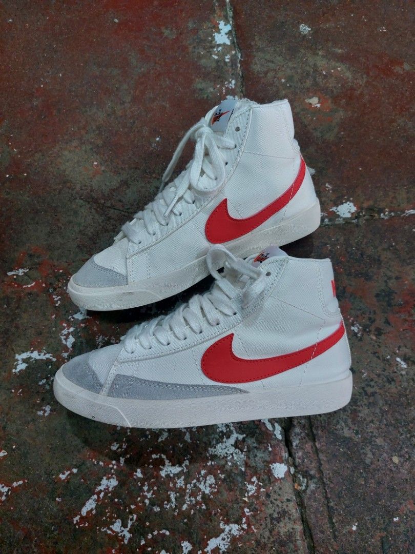 Nike Blazer Mid 77 Vintage Habanero Red 23.5 cm Women s Fashion Footwear Sneakers on Carousell