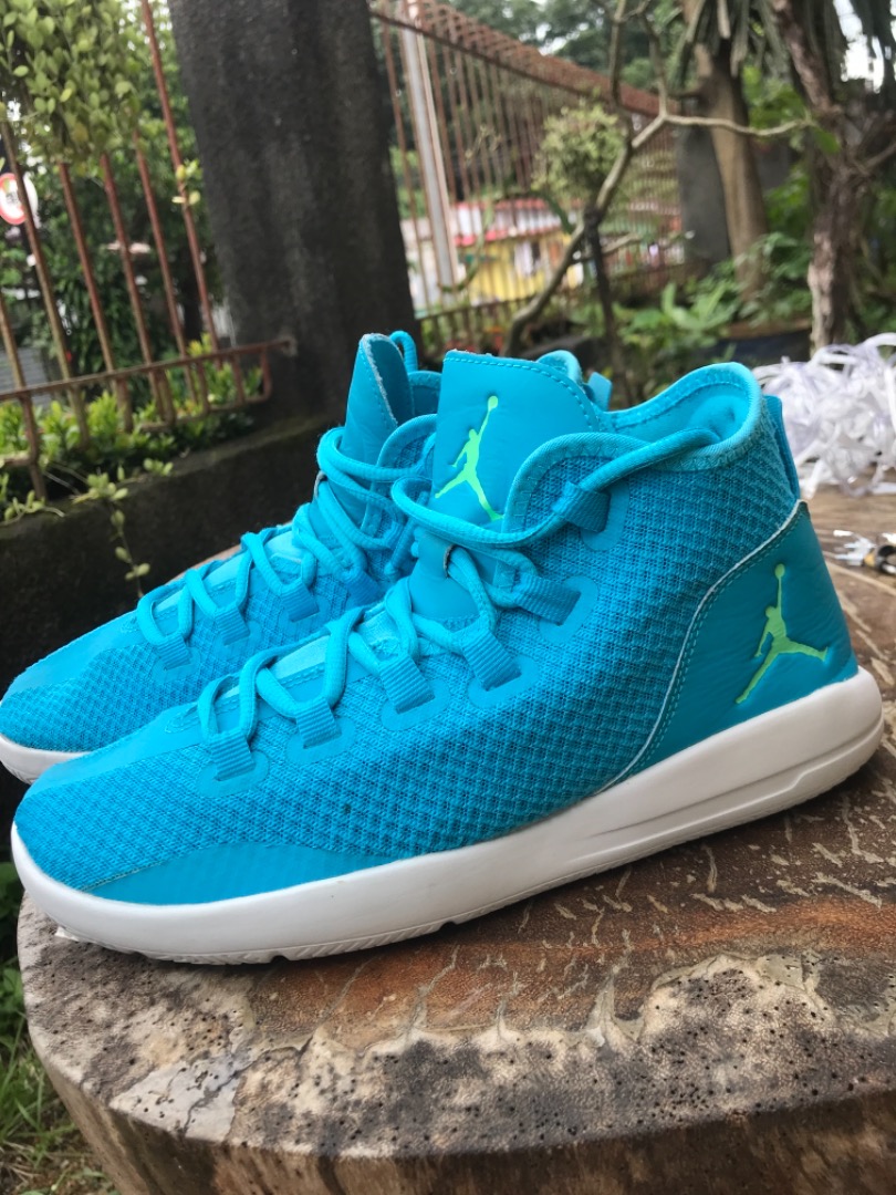 peel and reveal nike