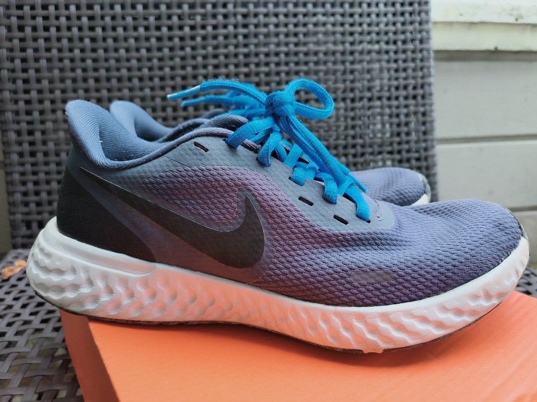 Nike revolution clearance 40