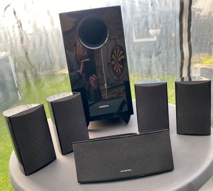 Onkyo skw sale 558 subwoofer