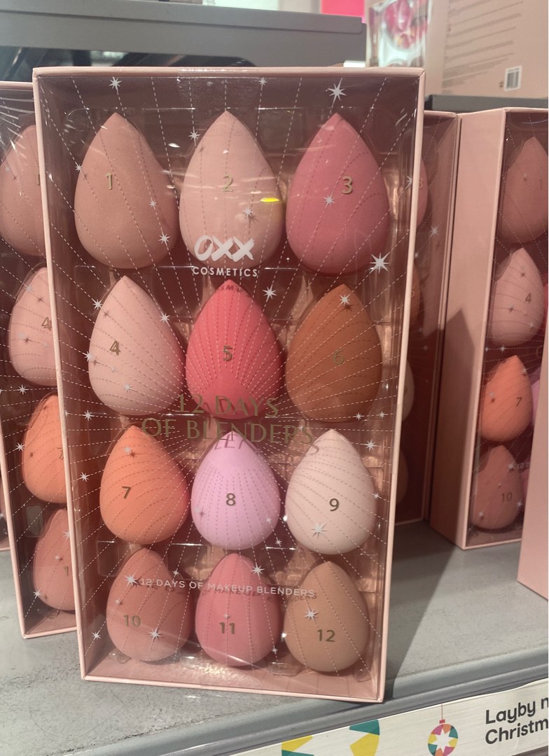 (Preorder) Oxx Cosmetics Beauty Blender Christmas collection, Beauty