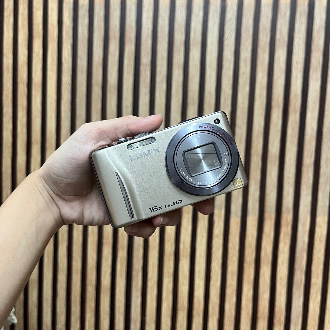 【定番人気低価】最終値下げ中️Panasonic LUMIX TZ DMC-TZ20-K デジタルカメラ