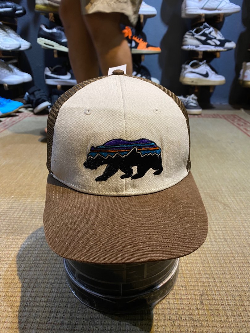 PATAGONIA FITZ ROY BEAR TRUCKER HAT Men s Fashion Watches
