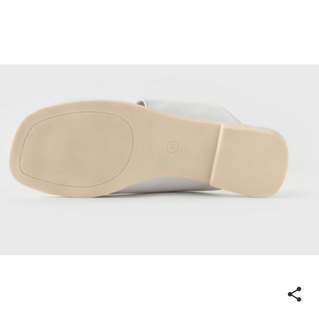 White mule deals slippers