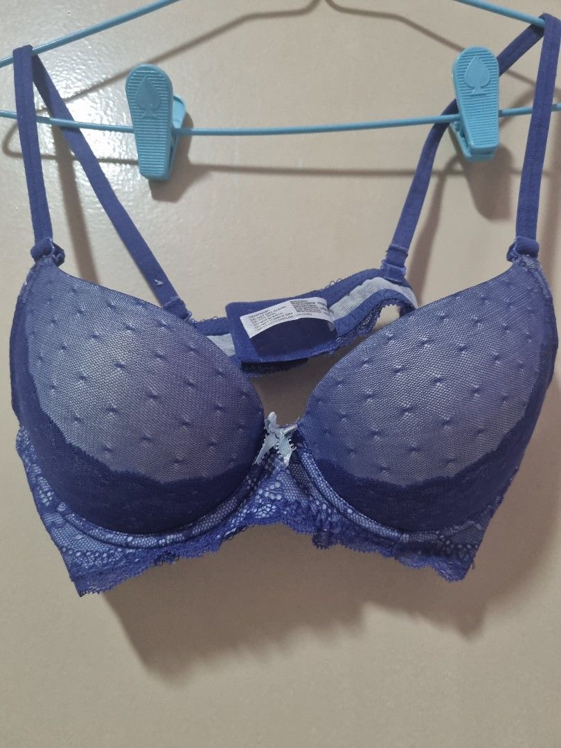 Pierre Cardin push up bra B80, Women's Fashion, New Undergarments &  Loungewear on Carousell