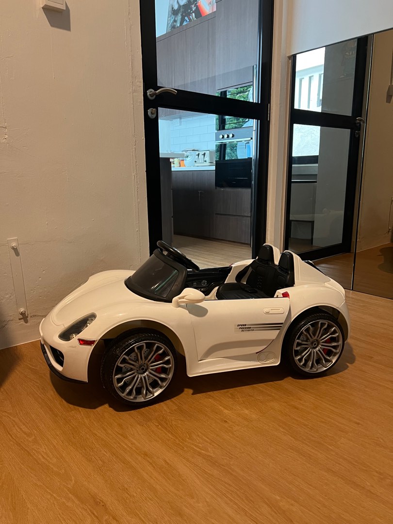 Porsche 918 Spyder Kids Electric Car Hobbies Toys Toys Games