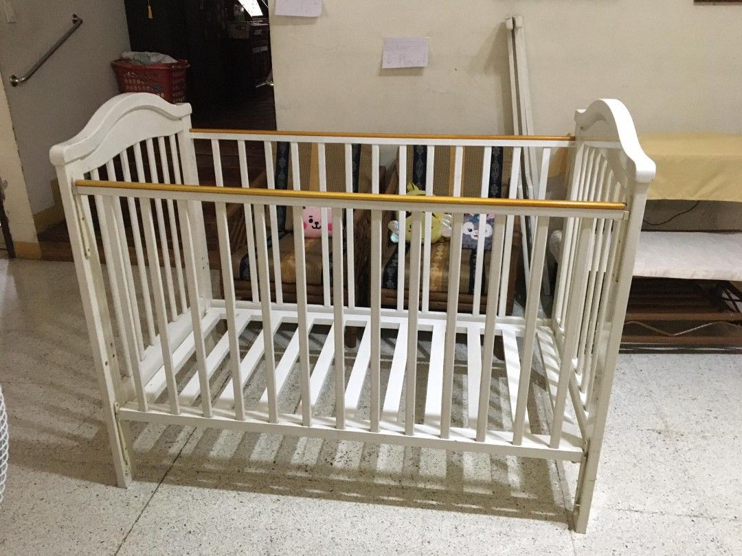 Preloved crib sales