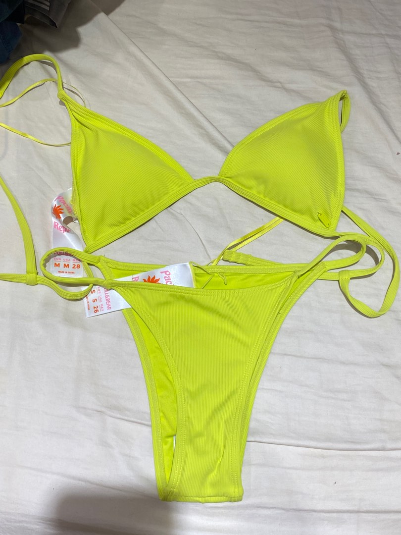 Pull&bear bikinis 歐美辣妹風螢光色比基尼, 她的時尚, 泳裝, 泳衣在旋轉拍賣