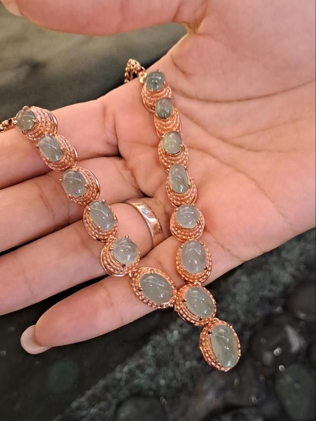 Pure top jade necklace