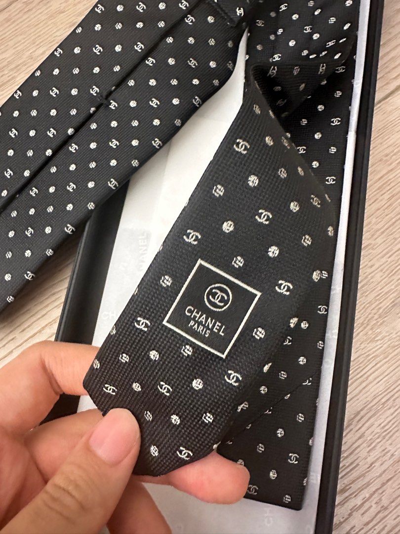 tie chanel