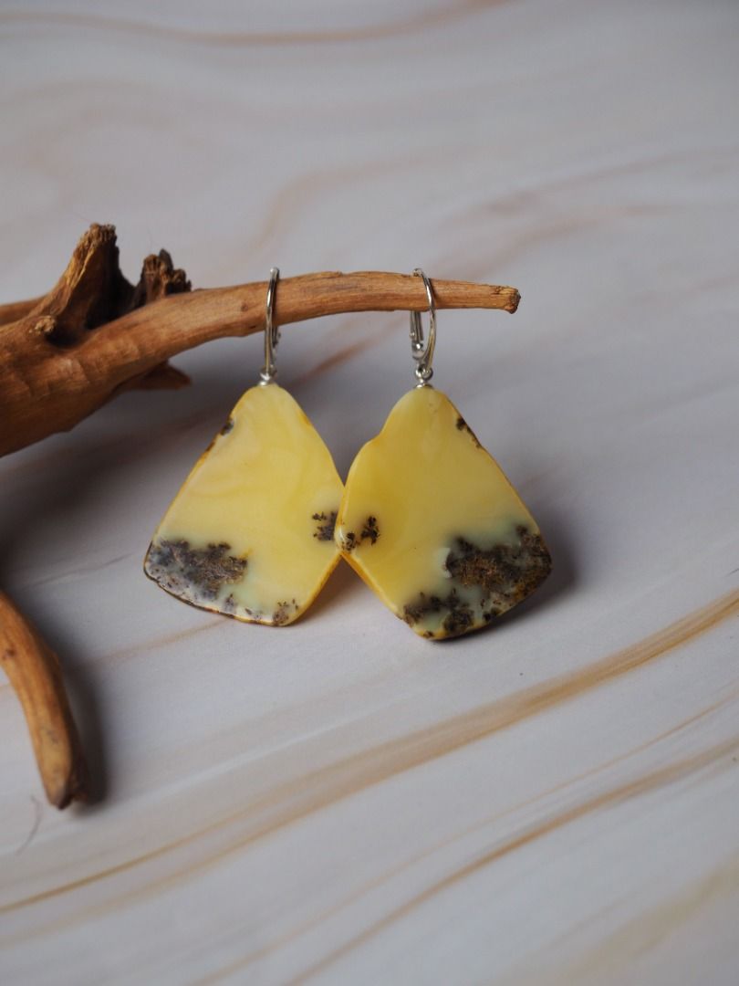 White amber clearance earrings