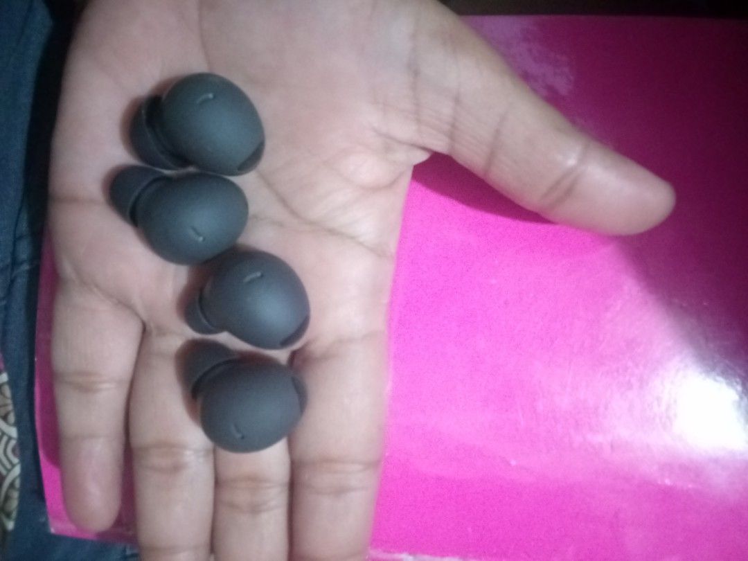Samsung buds2 pro replacent (Category: Headphones & Headsets) located in Cabuyao City. Submitted by judilyndeq53719 (Listing ID 1259471423, Image 1). Description: para sa naghahanap Ng replacement sa nawalan nyung bud's2 pro eto Po pamalit orig legit Samsung earbuds... need to pair .. 900 each side pero pag left and right kukunin may dscount.