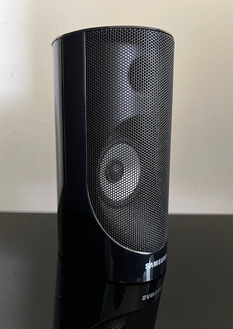 Samsung HTJ5500K 3D Blue Ray Home Theatre System, TV & Home Appliances, TV & Entertainment