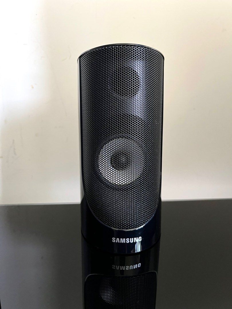 Samsung HTJ5500K 3D Blue Ray Home Theatre System, TV & Home Appliances, TV & Entertainment