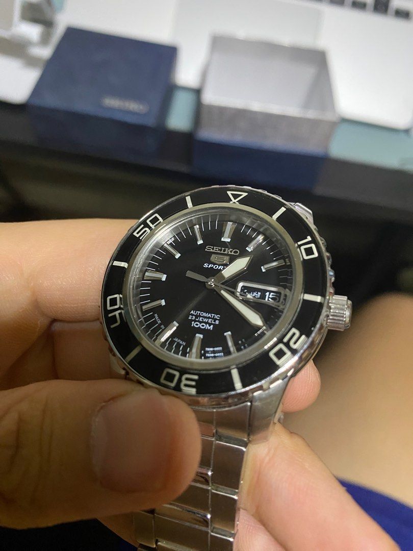Seiko 5 sales sports automatic snzh55k1