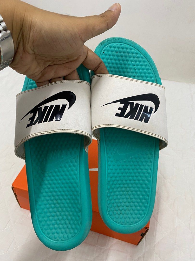 selipar nike air max