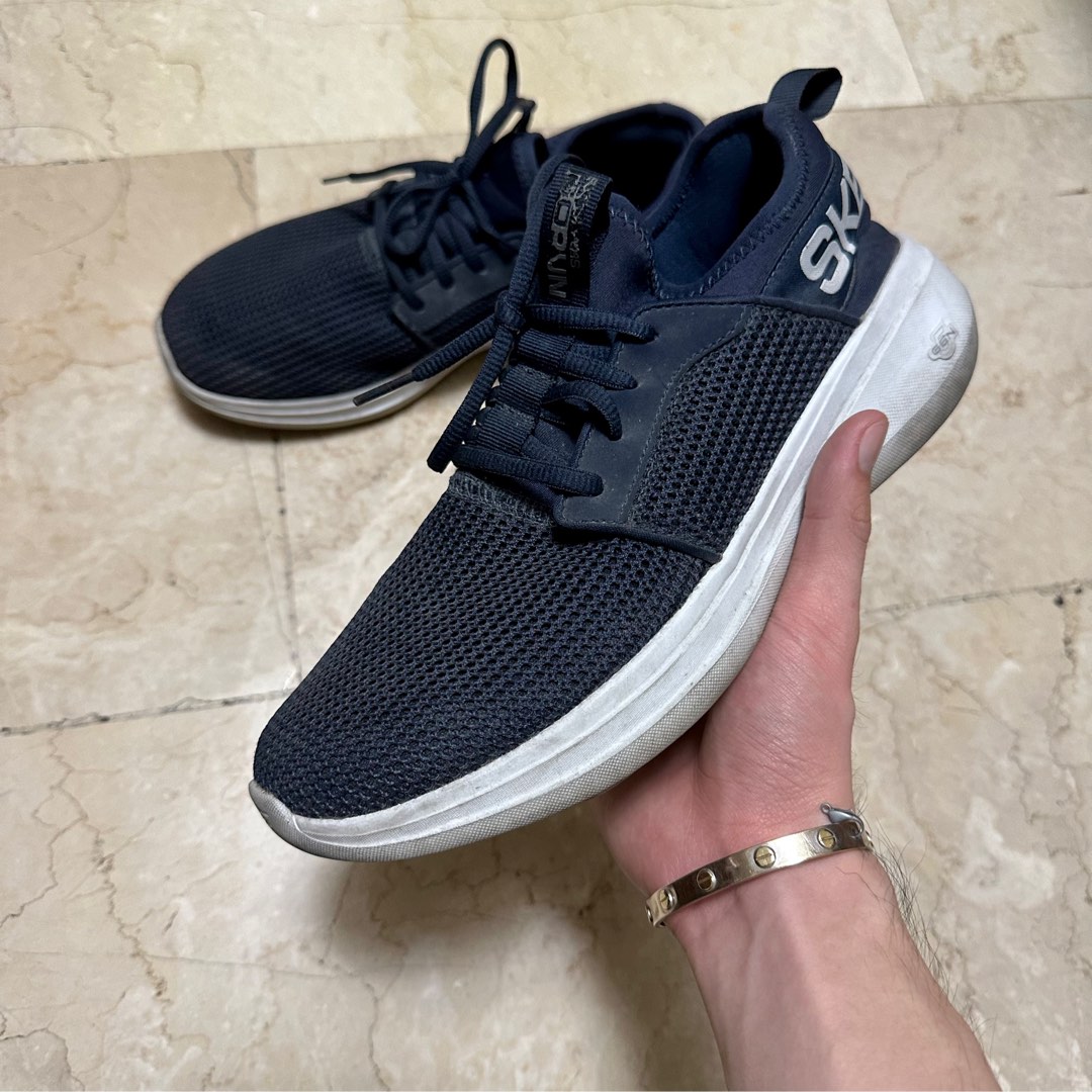 Skechers Air Cool GoGo Mat, Men's Fashion, Footwear, Sneakers on Carousell