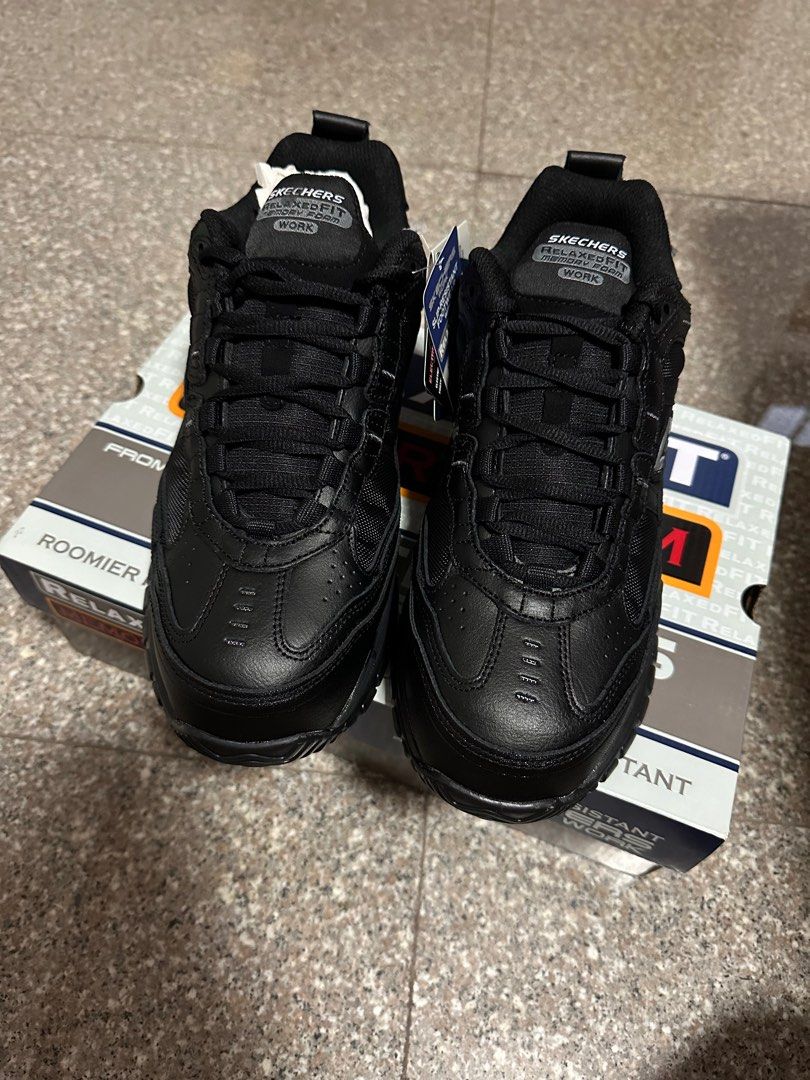 Relaxed fit memory foam skechers work cheap