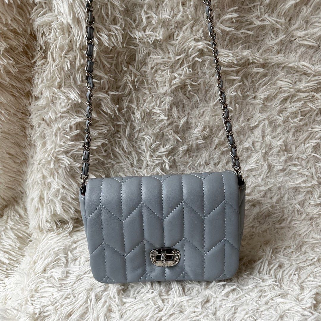 CHANEL SLING BAG, Women's Fashion, Bags & Wallets, Cross-body Bags on  Carousell