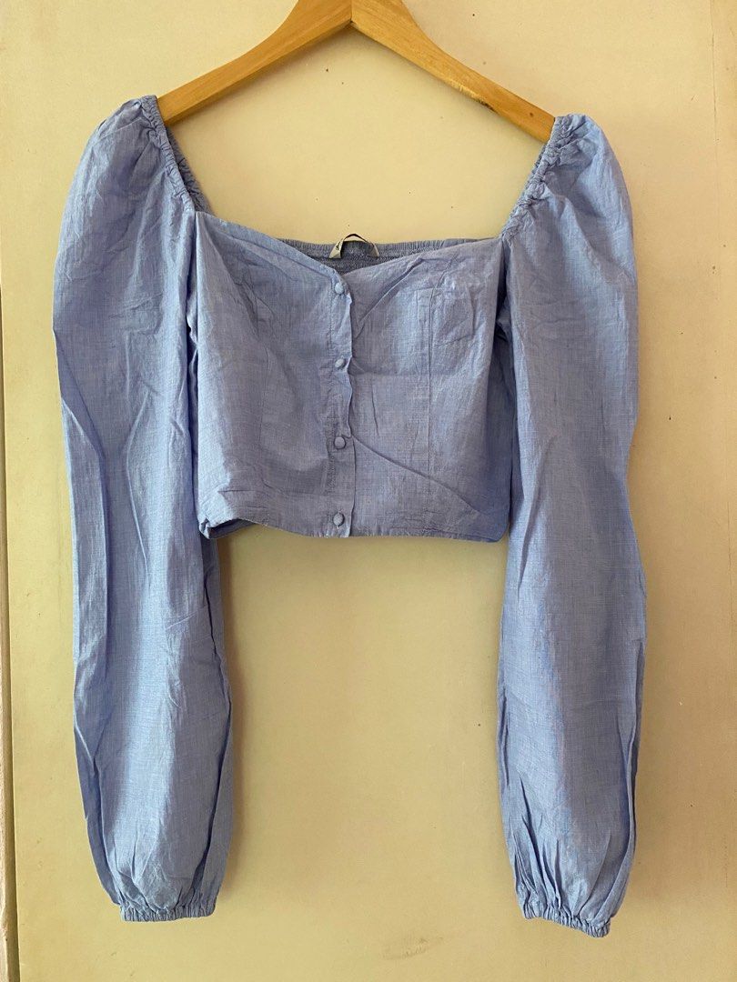 Stradivarius Soft Denim Color Puff Crop Top, Women's Fashion, Tops ...