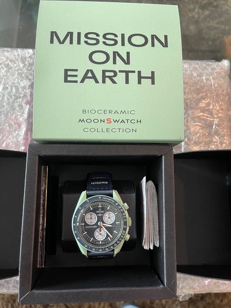 Swatch x omega mission on earth (Category: Men's Watches) located in Makati City. Submitted by doctord (Listing ID 1246860196, Image 2). Description: Complete set. Local release. Very mint. Brand new original strap because strap was changed immediately upon purchase. .