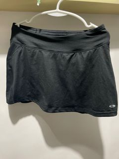 NWOT Tennis Skirt / Badminton Skirt with shorts - Black