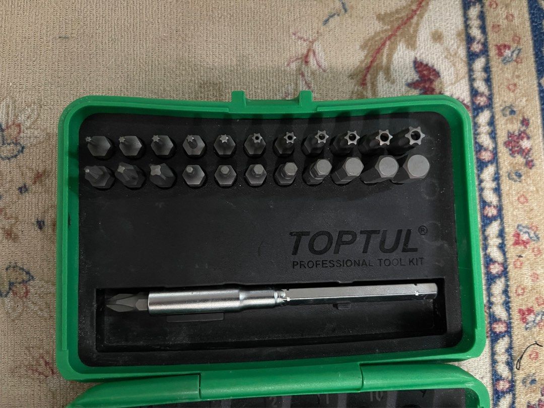 Toptul 45PCS 1/4" DR.Mini Ratchet Socket & Bit Set (Used), Everything ...