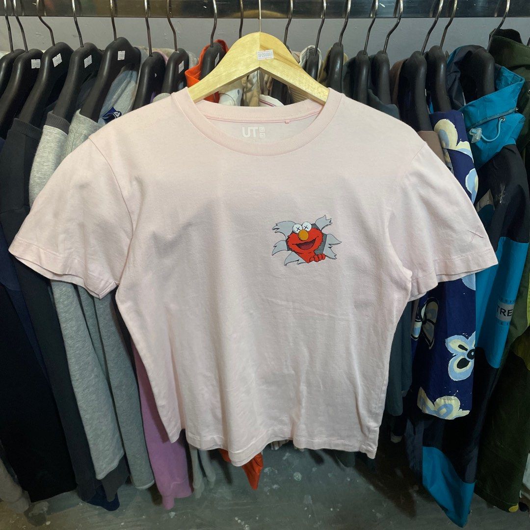 pakaian atasan kaos UNIQLO Peach T-shirt