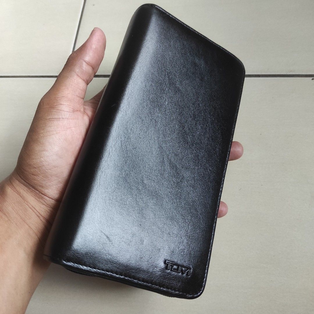 Tumi Nassau Zip Around Travel Wallet Luxury Bags Wallets on