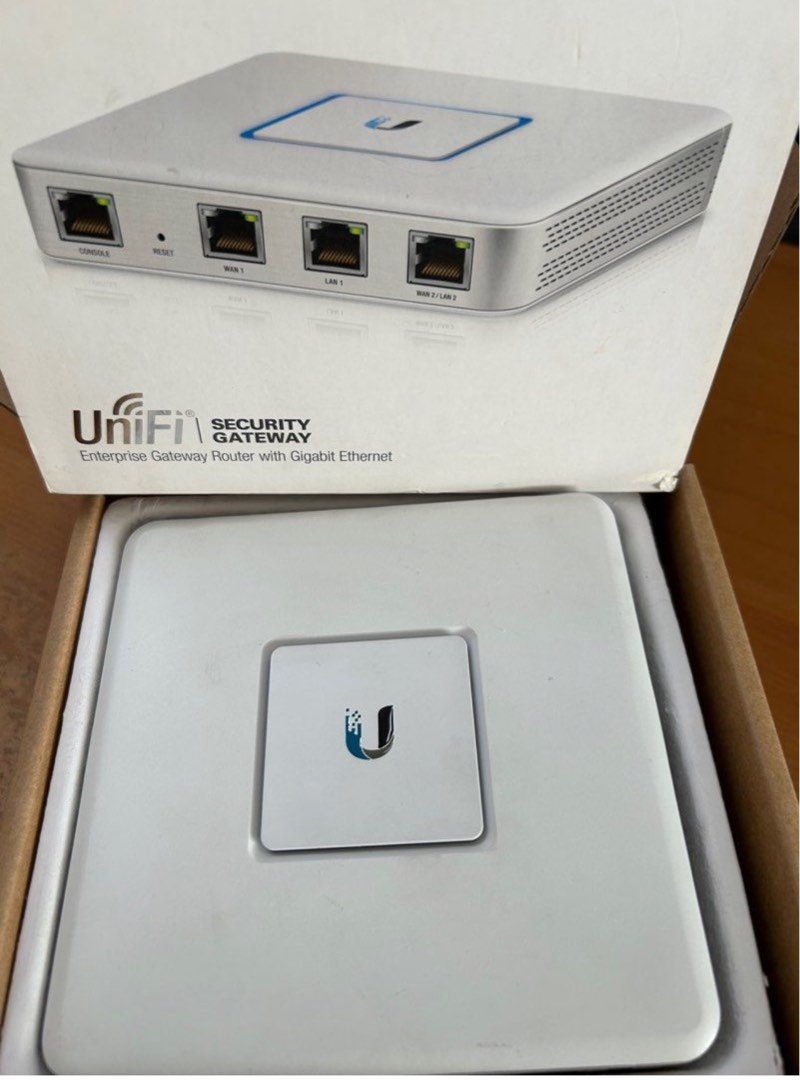 Usg Computer UniFi Security Gateway (model: USG), Computers & Tech, Parts ...