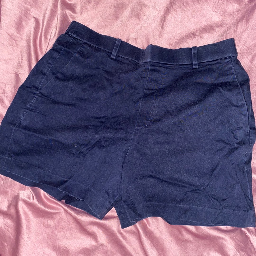 UNIQLO Navy Blue Shorts, Women's Fashion, Bottoms, Shorts on Carousell