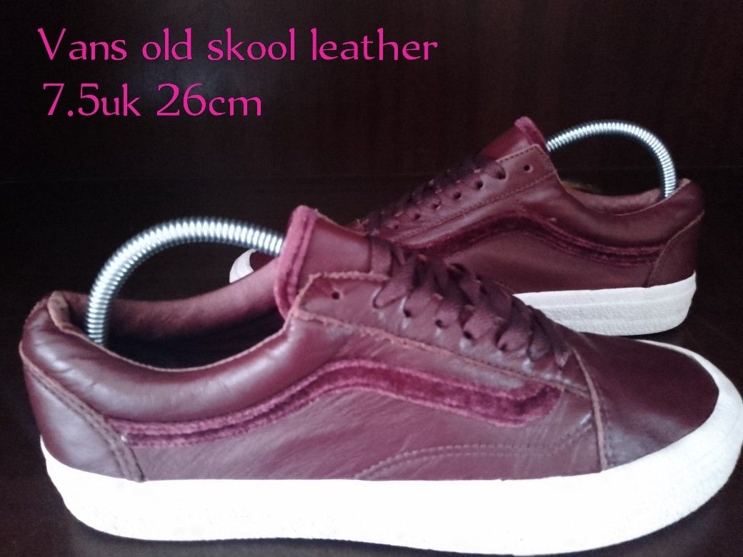 Old skool vans on sale uk