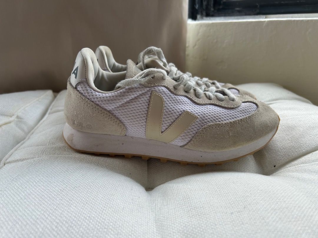 Veja Trainer size 37 Women s Fashion Footwear Sneakers on Carousell