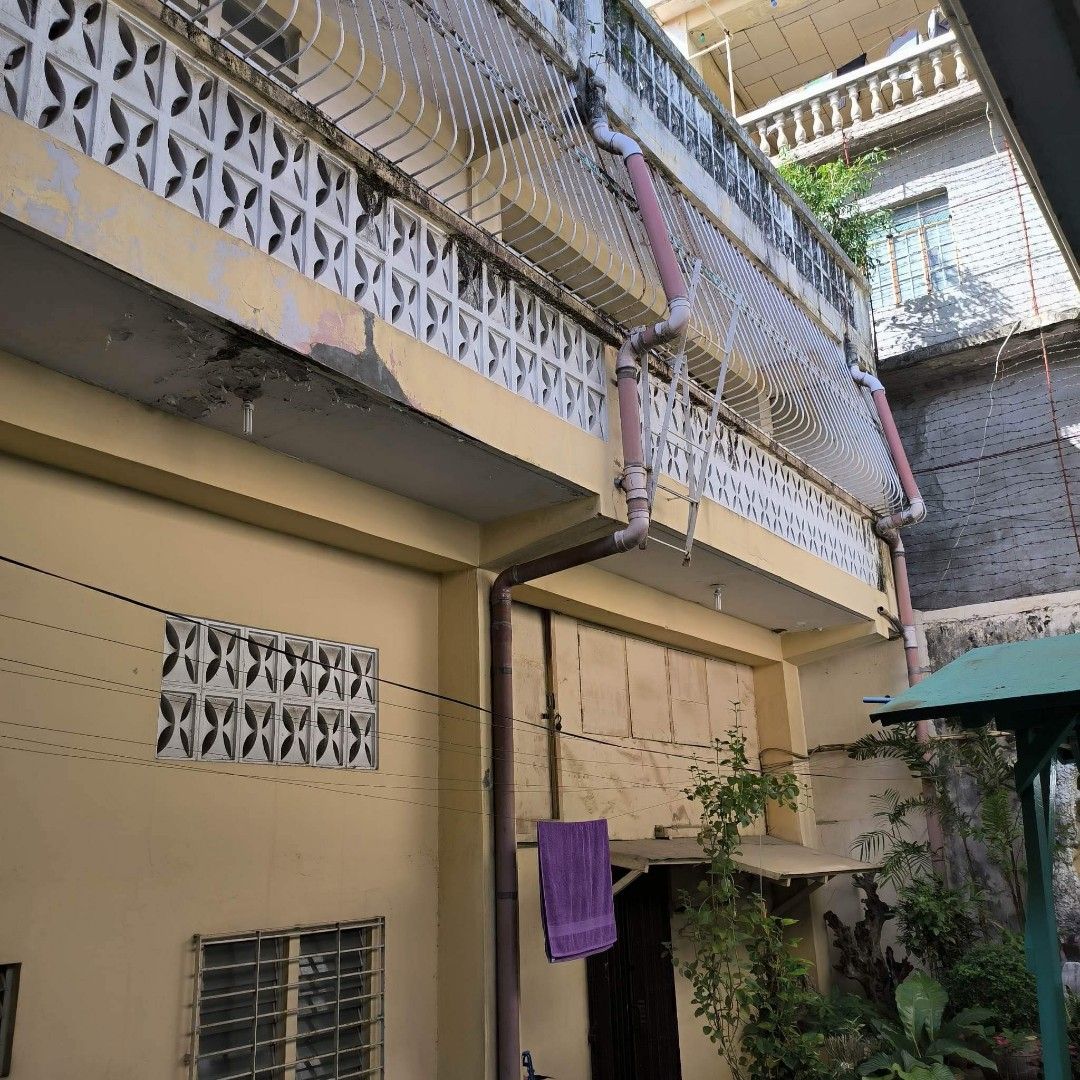 Vigan City Gem Expansive 304sqm Plot Nestled Across a Mall and Steps