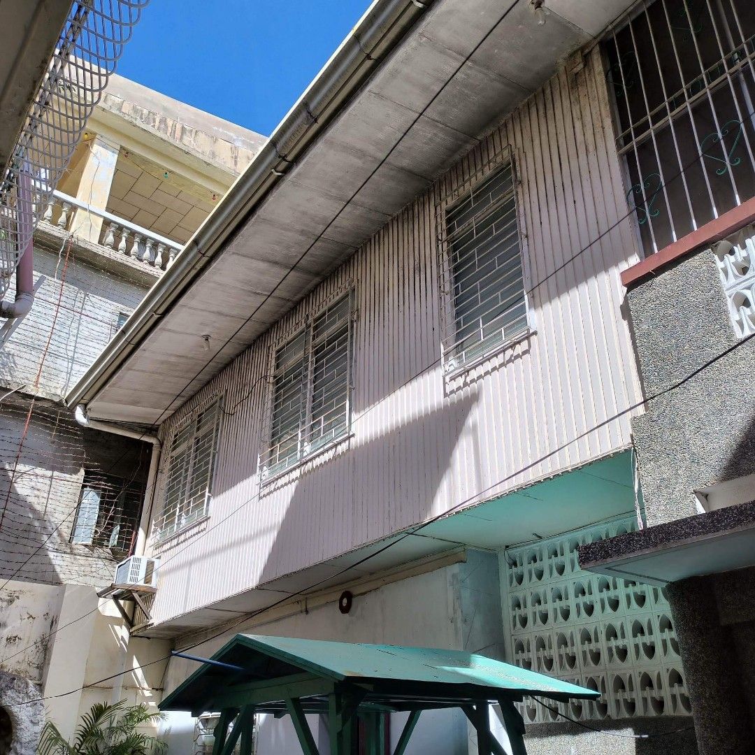 Vigan City Gem Expansive 304sqm Plot Nestled Across a Mall and Steps