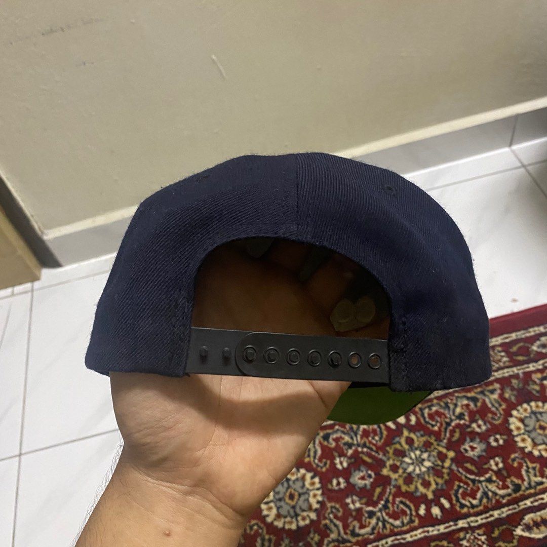 Vintage Comme Des Fuckdown Snapback, Men's Fashion, Watches ...