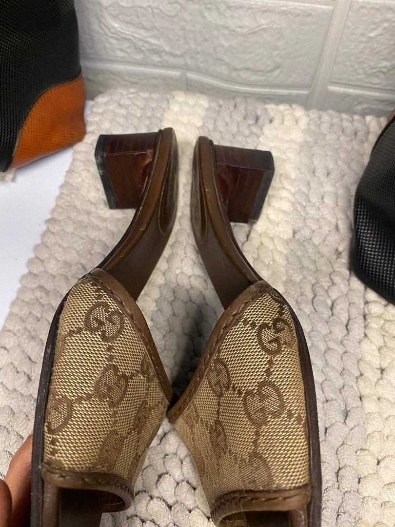 Vintage shop gucci sandals